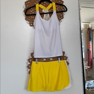 Wilson yellow and white tennis set